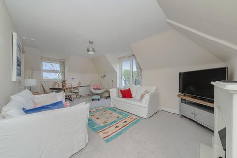 undefined, Delves Close, Lewes BN8