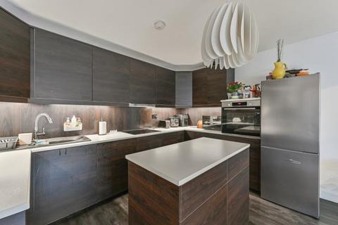 4 bedroom semi-detached house for sale, Tenbury Court, New Park Road, London, SW2