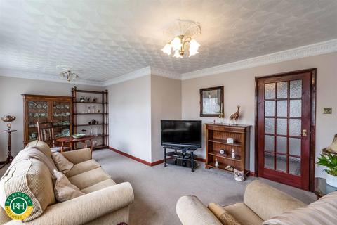 3 bedroom bungalow for sale, Russell Avenue, Harworth, Doncaster