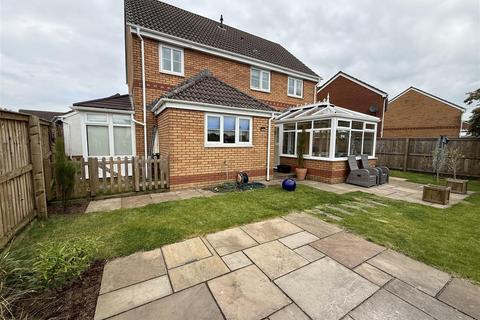 4 bedroom detached house for sale, Pant Bryn Isaf, Llwynhendy, Llanelli