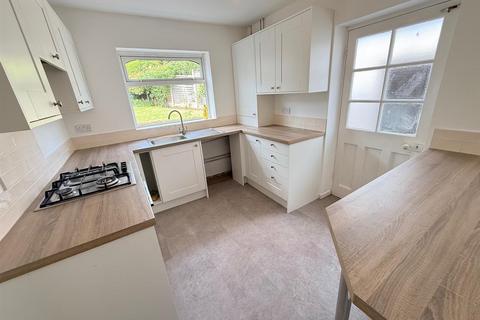 2 bedroom semi-detached bungalow for sale, Fairfield Drive, Kinver, Stourbridge, DY7 6EW