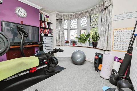 4 bedroom semi-detached house for sale, Wells Green Road, Solihull