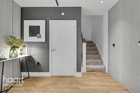 5 bedroom detached house for sale, Frederick Hawkes Gardens, Chelmsford
