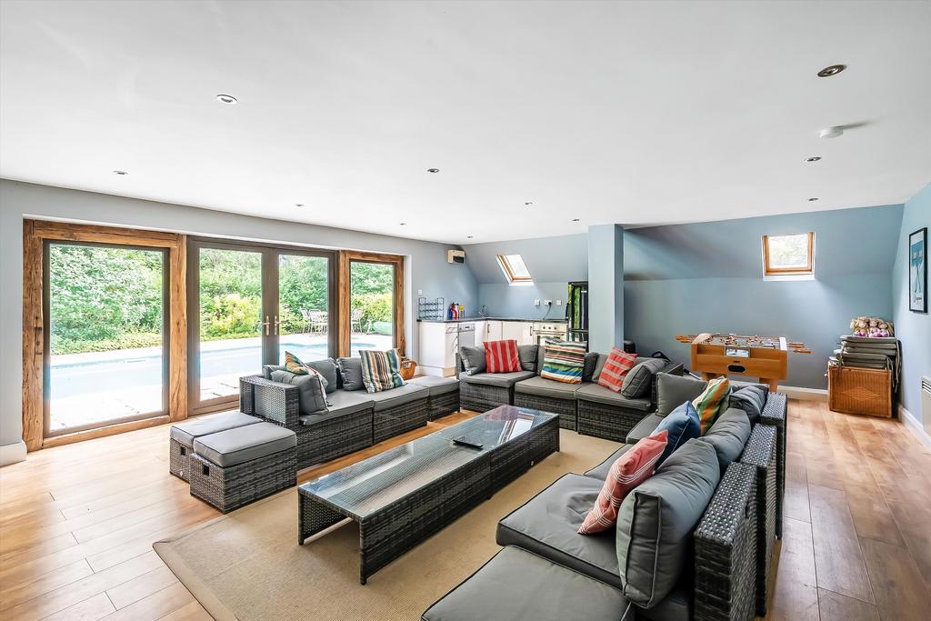 Ganghill, Guildford, Surrey GU1. 5 bed detached house for sale