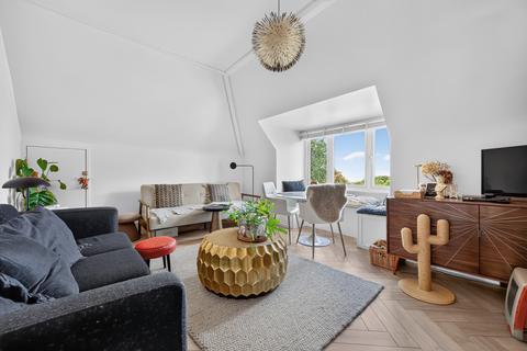 3 bedroom flat for sale, Hollington Park Road, St. Leonards
