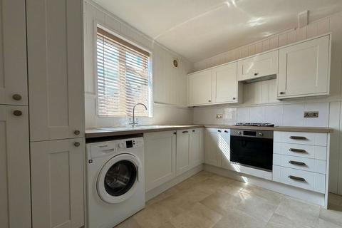 2 bedroom apartment to rent, Gunnery Terrace, Leamington Spa, CV32