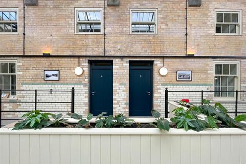 5 bedroom mews to rent, 4- 6 Old Bradfield Waterworks, Bradfield, S6