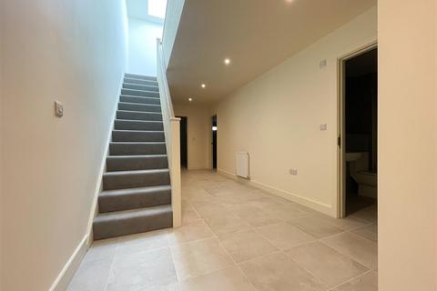 5 bedroom mews to rent, 4- 6 Old Bradfield Waterworks, Bradfield, S6