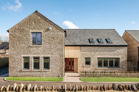 4 bedroom detached house for sale, Andrews Drive, Marshfield, SN14