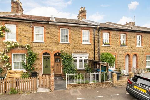 King Charles Crescent, Surbiton KT5