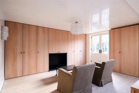 2 bedroom terraced house for sale, Bridge Lane, London, SW11