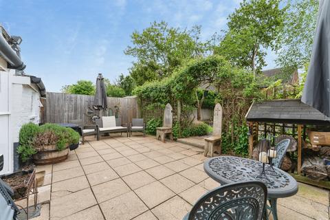 2 bedroom character property for sale, The Row, Weeting, Brandon