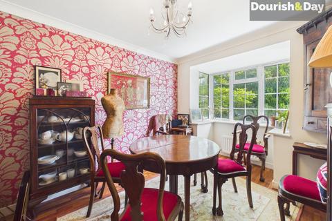 4 bedroom detached house for sale, Mansell Close, Stafford ST16