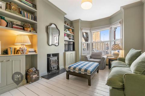 4 bedroom house for sale, Camborne Road, London