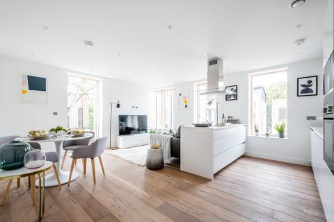 2 bedroom apartment for sale, London E8