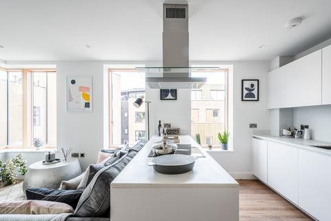 2 bedroom apartment for sale, London E8