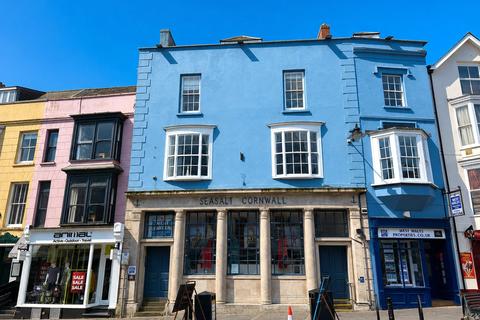 3 bedroom flat for sale, Tudor Square, Pembrokeshire SA70