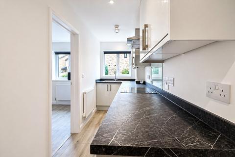 1 bedroom end of terrace house for sale, Woodger Close, Guildford, Surrey, GU4