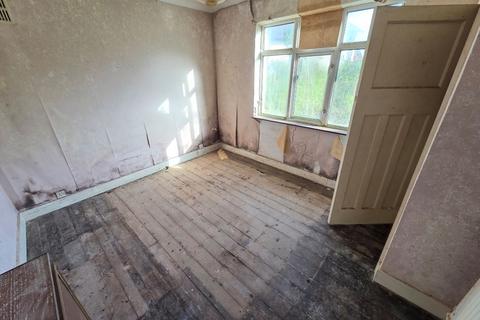 2 bedroom detached bungalow for sale, 23 Woodland Way, Croydon, Surrey, CR0 7UB