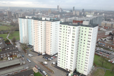 2 bedroom apartment to rent, Shakespeare Towers, Burmantofts, Leeds, LS9 7UG