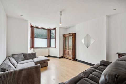 Surrey Square, London SE17