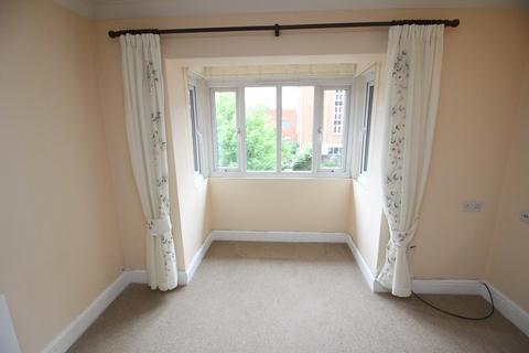 2 bedroom apartment for sale, Upper High Street, Epsom KT17