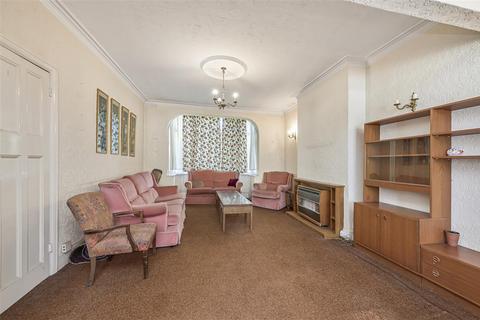 5 bedroom semi-detached house for sale, Kings Avenue, SW12