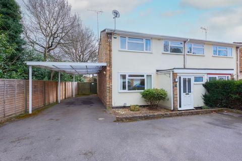 3 bedroom semi-detached house for sale, Baird Road, Farnborough, GU14
