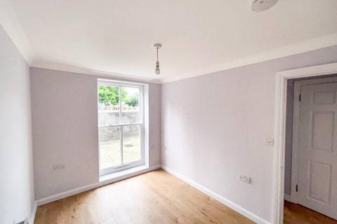 1 bedroom flat for sale, Old Ship Yard, Castle Hill Lane, Mere BA12