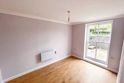 1 bedroom flat for sale, Old Ship Yard, Castle Hill Lane, Mere BA12