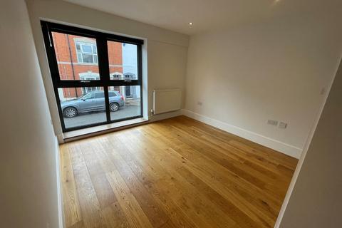 2 bedroom apartment for sale, Colwyn Road, Northampton NN1