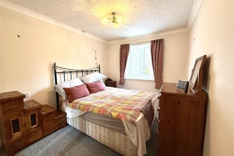1 bedroom retirement property for sale, Gower Road, Sketty, Swansea