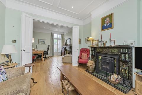 4 bedroom terraced house for sale, Chestnut Grove, SW12