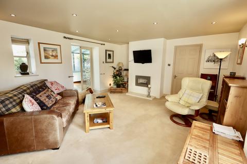 2 bedroom house for sale, Giles Farm, South Horrington