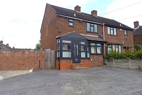 3 bedroom semi-detached house to rent, Conway Road, CANNOCK, WS11