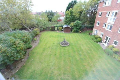 1 bedroom apartment for sale, Bede Court, Cullercoats, NE30