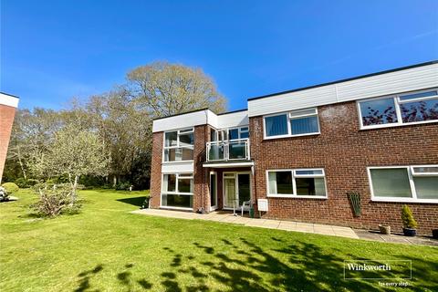 3 bedroom apartment for sale, Haslemere Avenue, Highcliffe, Christchurch, Dorset, BH23