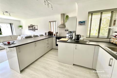 3 bedroom apartment for sale, Haslemere Avenue, Highcliffe, Christchurch, Dorset, BH23