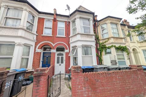 2 bedroom flat to rent, Chapter Road, Dollis Hill/Willesden NW2