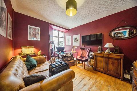 3 bedroom terraced house for sale, Green Lane, Kettering
