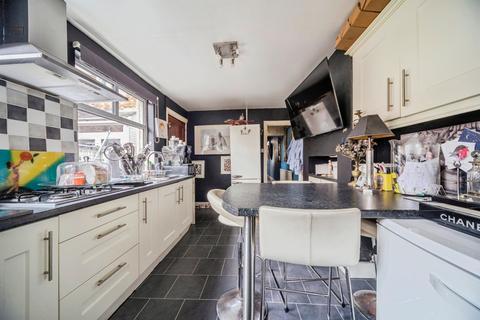 3 bedroom terraced house for sale, Green Lane, Kettering