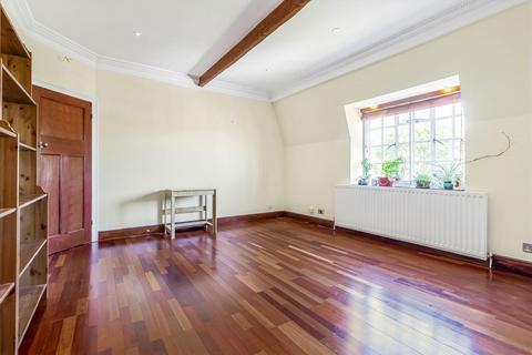 3 bedroom flat for sale, Fortis Green, London N10