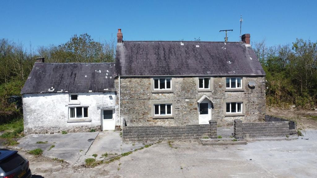 House in Carmarthen - View 2