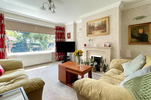 2 bedroom semi-detached bungalow for sale, Laburnum Way, Dinas Powys