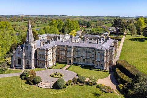 3 bedroom flat for sale, Sherborne, Cheltenham, Gloucestershire