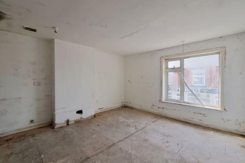 3 bedroom flat for sale, 68A High Street, Stanton Hill, Nottinghamshire, NG17 3GA