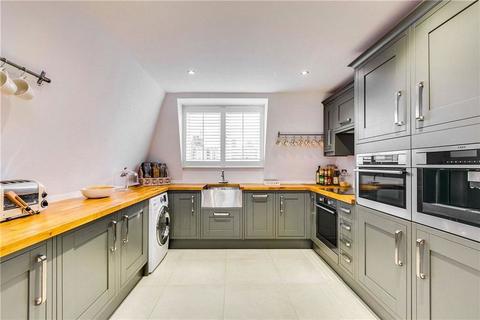 4 bedroom maisonette to rent, Wardo Avenue, London SW6
