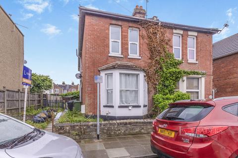 2 bedroom flat to rent, Queens Road, Portsmouth, PO2