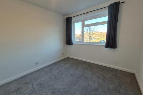 1 bedroom property to rent, Rowland Way, Aylesbury, HP19
