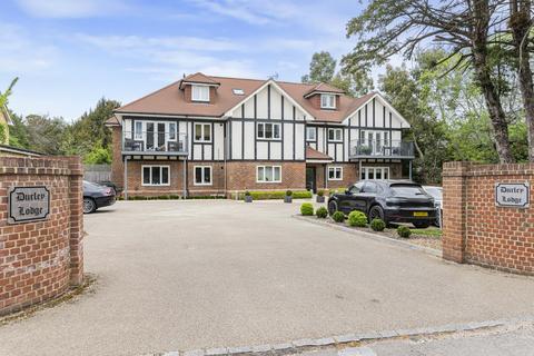 1 bedroom flat for sale, Bickley Park Road, Bromley